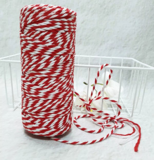 Wb-001 Хлопковый 100% шнур "бело-красный", 3мм, отрез 1м (Prushka Knit)